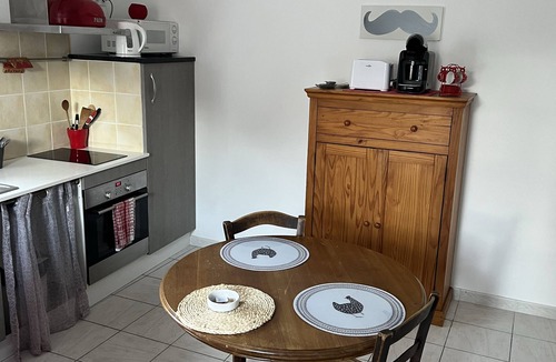 Cavillargues Apartment | Petit Gîte au Soleil