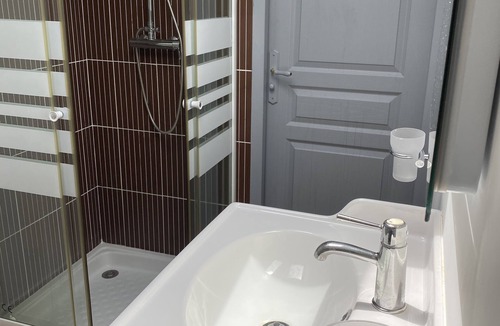 Cavillargues Apartment | Petit Gîte au Soleil