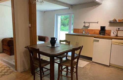 Port-Sainte-Foy-et-Ponchapt House | Petit gîte en Périgord Pourpre