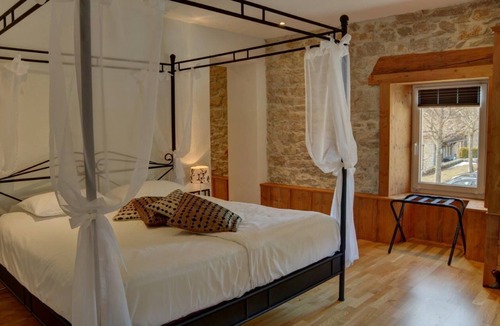 Chaumont Hotel | Petit Hotel