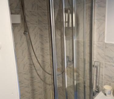 Moulineaux Apartment | Petit maison villageoise