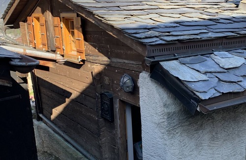 Martigny-Combe Ski Chalet | Petit Mazot au Milieu des Vignes à Plan Cerisier