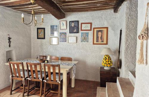 Le Cannet-des-Maures House | Petit Moulin