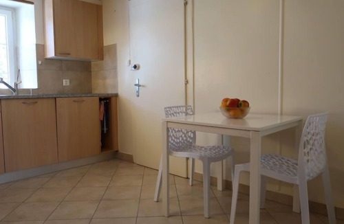 Pully Apartment | Petit Nid de Pully by Interhome