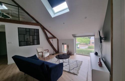 Solre-le-Chateau Apartment | Petit Nid Douillet