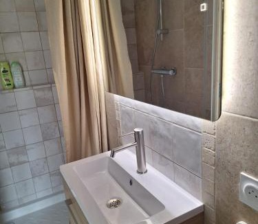Chateaubriant Apartment | Petit Nuage, Wi-Fi , LINGE