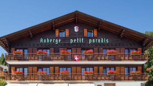 Bluche Hotel | Petit Paradis