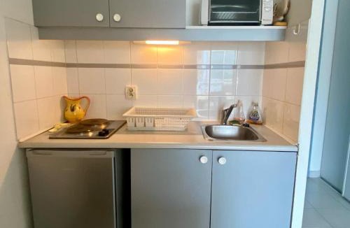 Vendres House | Petit pavillon 4 personnes dans résidence avec piscine