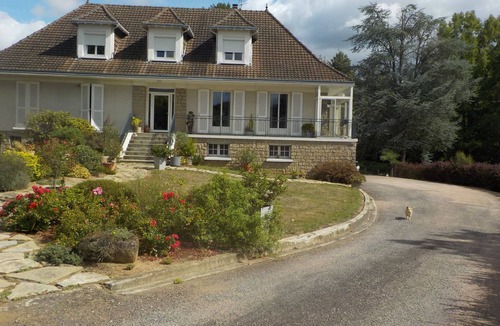 Saint-Brice-sur-Vienne Apartment | PETIT PONT APARTMENT