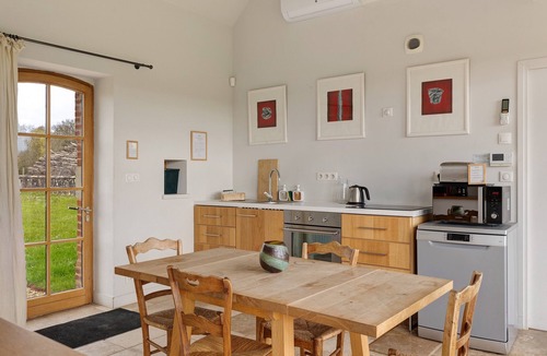 Ambillou House | Petit Prépinson – Domaine de La Trigalière with Shared Pool