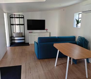 Crecy-en-Brie Apartment | Petit séjour en chalet