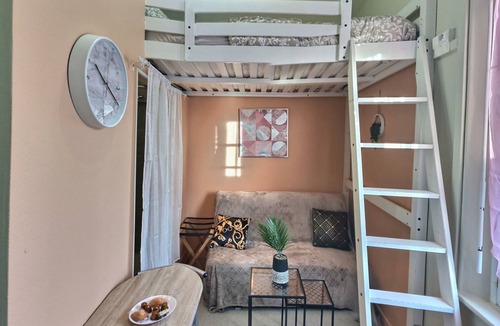 Evreux Apartment | Petit Studio 1 Face Gare, Wifi Gratuit, Proches Toutes Commodités