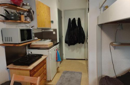 Allos Apartment | PETIT STUDIO 17 M2