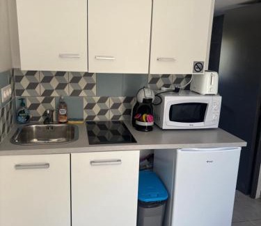 Angerville-la-Martel Apartment | Petit studio à la campagne proche cnpe paluel