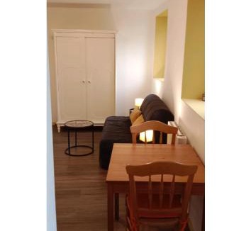 Downtown Apartment | petit studio, Tout équipé, canapé lit