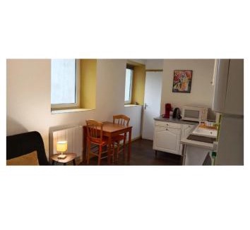 Downtown Apartment | petit studio, Tout équipé, canapé lit