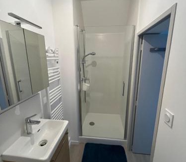 Corze Apartment | Petit studio tout confort - proche Angers