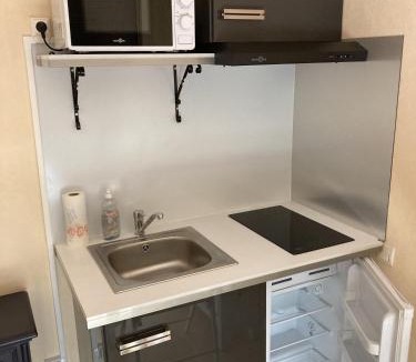 Aix-les-Bains Apartment | petit studio vue montagne