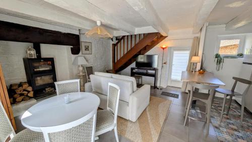 Cheissoux House | Petit villetelle