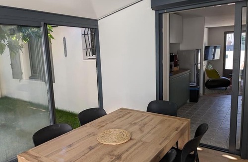 Saint-Salvayre Apartment | Petite Bulle