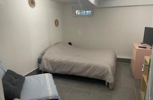 Belle-Beille House | Petite Chambre avec SdB partagée