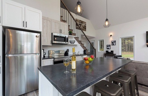 Baie-St-Paul Ski Chalet | Petite Charlevoix 1: Hot Tub & National Parks