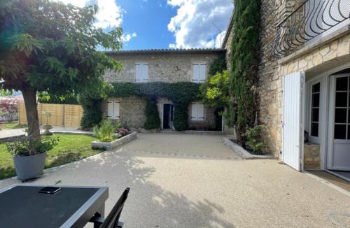 Charmes-sur-Rhone House | Petite'Escale
