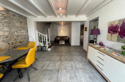 Charmes-sur-Rhone House | Petite'Escale