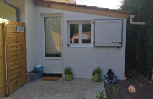 Biganos Apartment | Petite habitation meublée