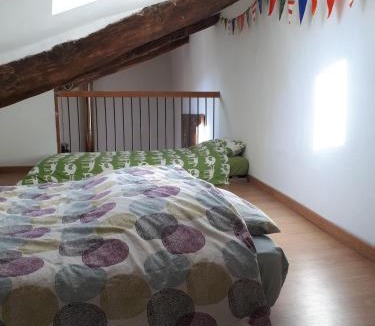 Saint-Etienne-les-Orgues Apartment | petite maison d'artiste dans un village provencal