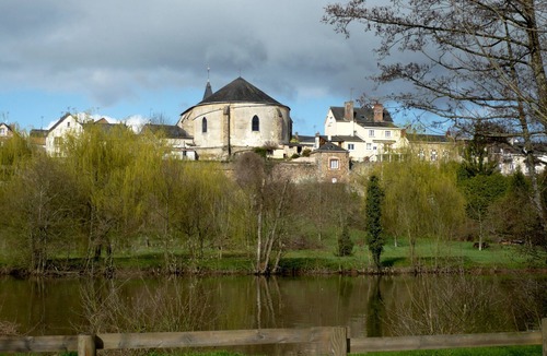 Saint-Jean-sur-Mayenne House | Petite Maison Sympa