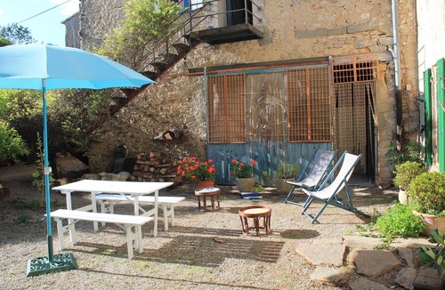 Saint-Martin-le-Vieil House | Petite Maison au Coeur d une Ancienne Abbaye Cistercienne