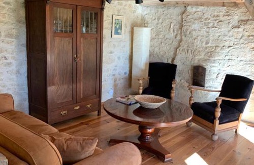 Saint-Julien-le-Petit House | Petite maison Conjat