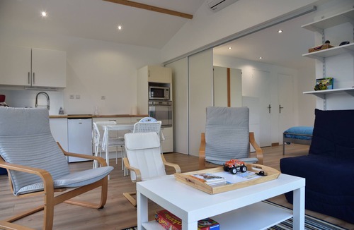 Pornic House | Petite Maison à 250m du Bord de Mer. Le Calme Assuré. Animaux Acceptés