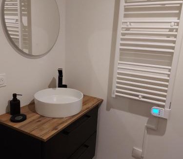 Ploudaniel House | Petite maison à la campagne