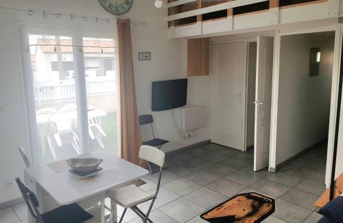 Longeville-sur-Mer House | Petite maison agreable avec jardin privatif