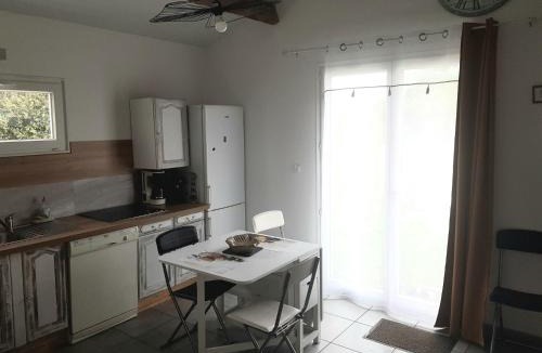 Longeville-sur-Mer House | Petite maison agreable avec jardin privatif