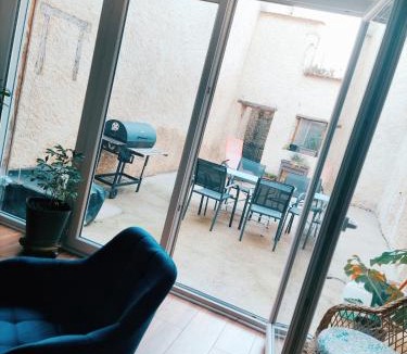 Ecrouves House | Petite maison avec cour privative