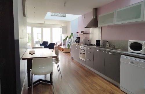 Ecrouves House | Petite maison avec cour privative