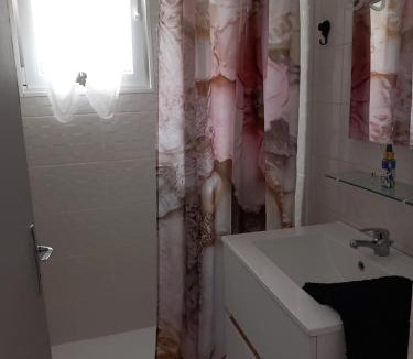 Arvert House | Petite maison avec jardin privé