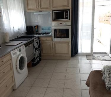 Arvert House | Petite maison avec jardin privé