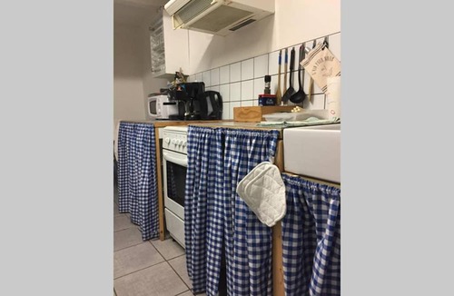 Limoux House | Petite Maison Bleue Limoux