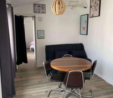 L'Epine House | Petite Maison Calme au coeur de l'Ile