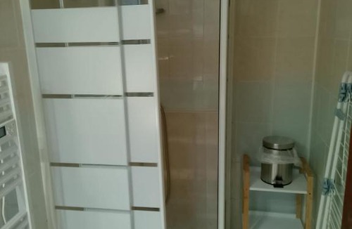 Auneau Apartment | petite maison cosy