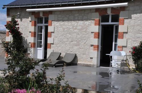 Brain-sur-Allonnes House | PETITE MAISON des ROSES - GITE 2 Personnes