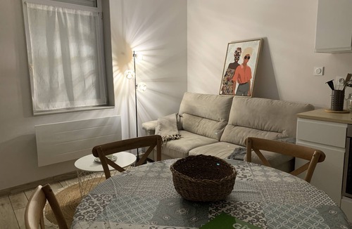 Iwuy House | Petite Maison D'iwuy