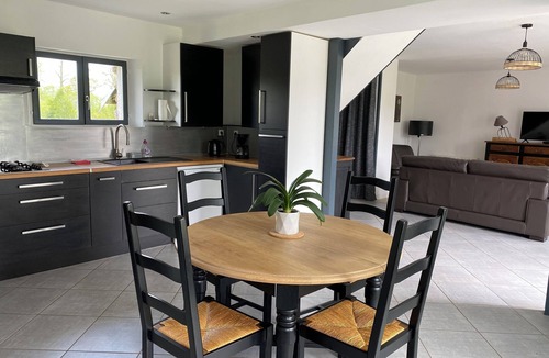 La Pellerine House | Petite Maison Dans la Prairie