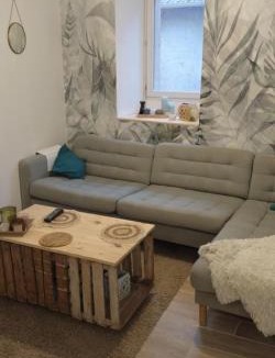 Jaulgonne Apartment | Petite maison dans village animé