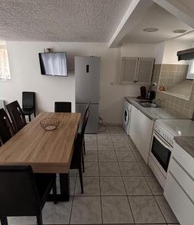 Broons House | Petite maison de bourg