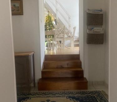 Thury House | Petite maison de charme à Thury